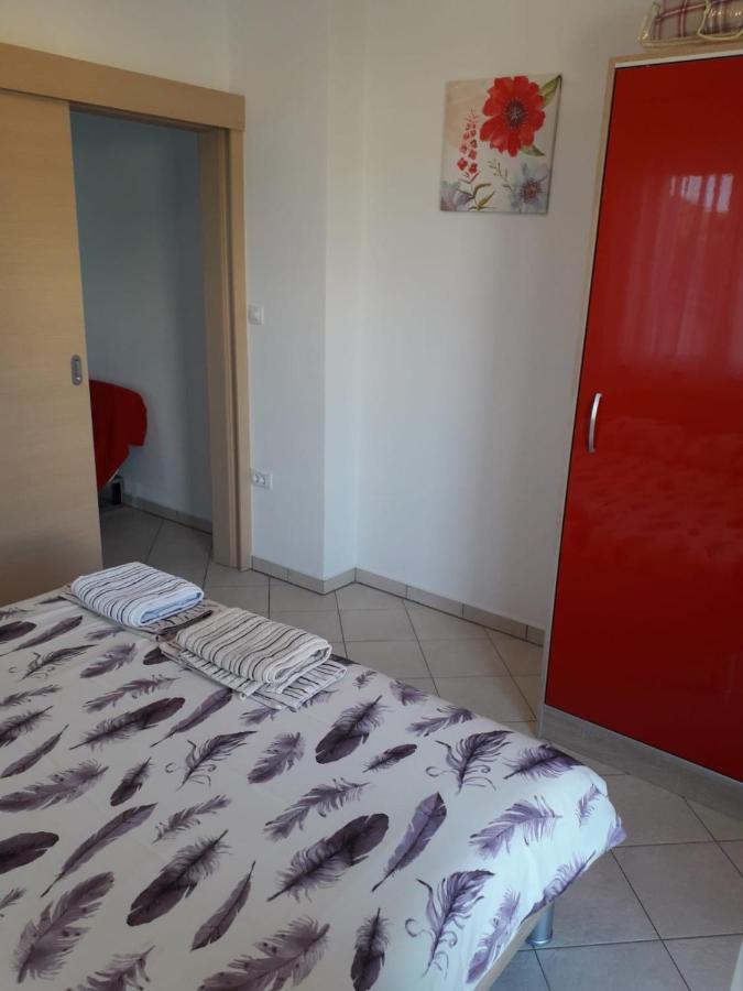 Apartments Sandra Palit エクステリア 写真